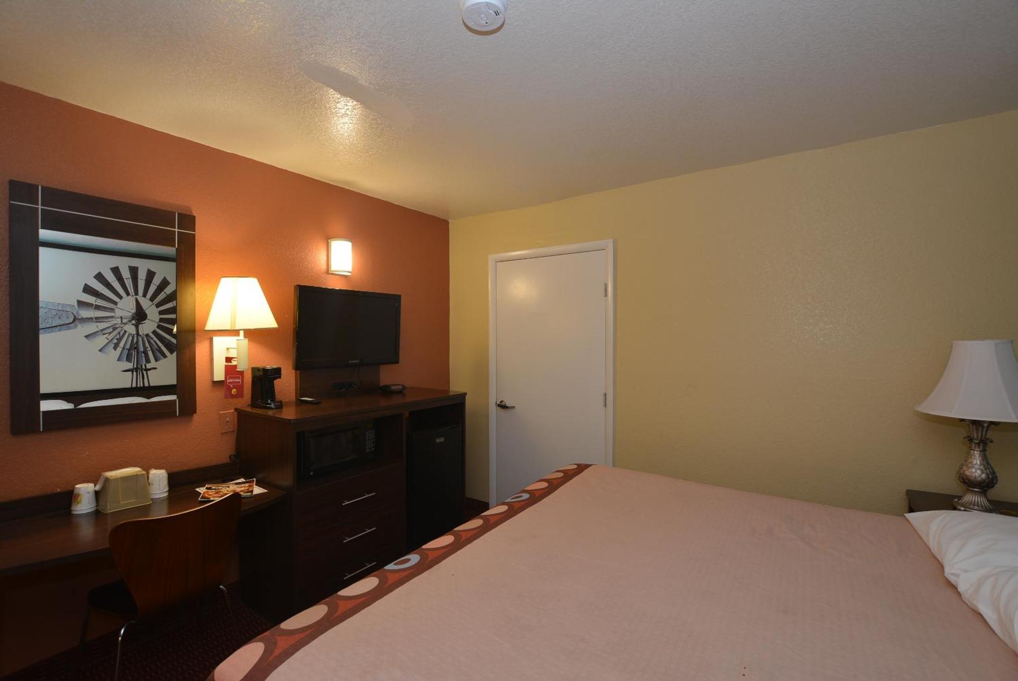 Super 8 By Wyndham Midwest City Ok Zimmer foto