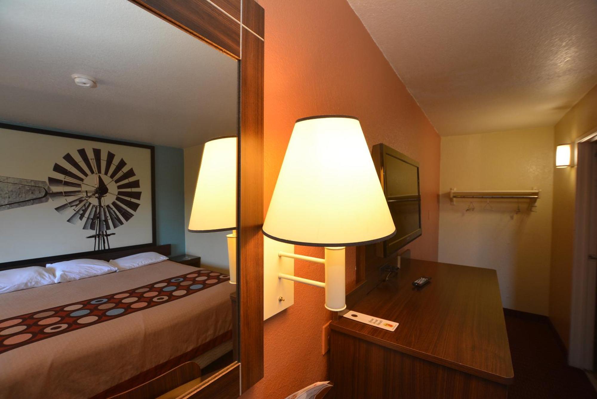 Super 8 By Wyndham Midwest City Ok Zimmer foto
